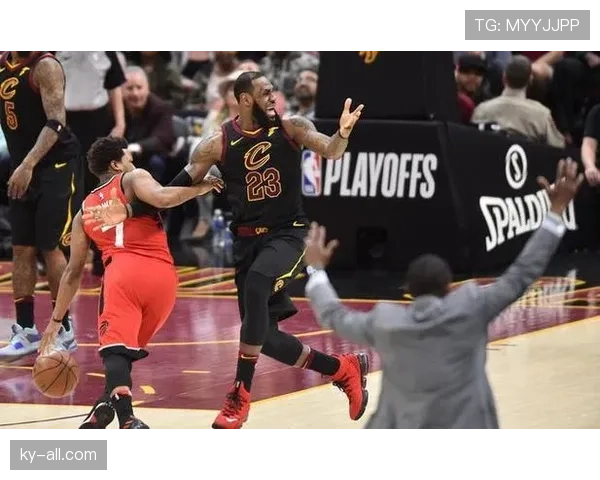 深入解读篮球合理冲撞规则的构成要件与界定标准 深入解读篮球合理冲撞规则的构成要件与界定标准